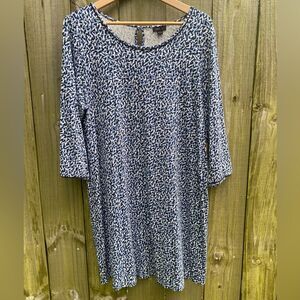 J Jill patterned long sleeve wear ever dress Size Large stretch knit